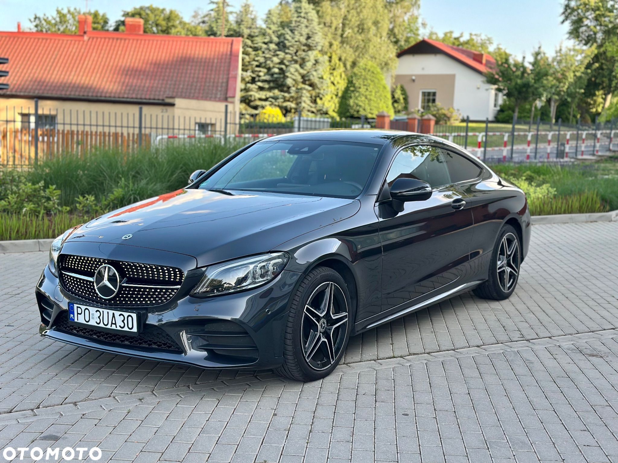 Mercedes-Benz Klasa C 300 d Coupe 9G-TRONIC AMG Line - 1