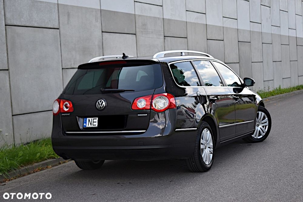 Volkswagen Passat - 4