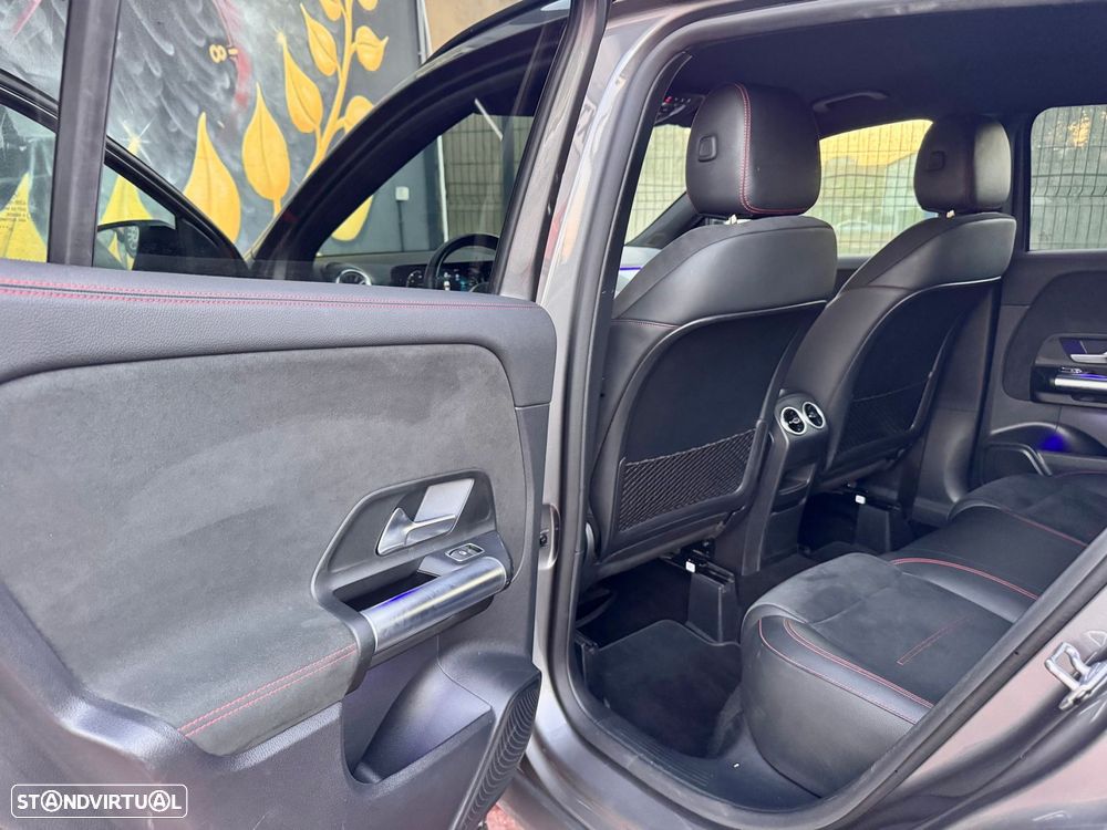 Mercedes-Benz GLA 250 - 8