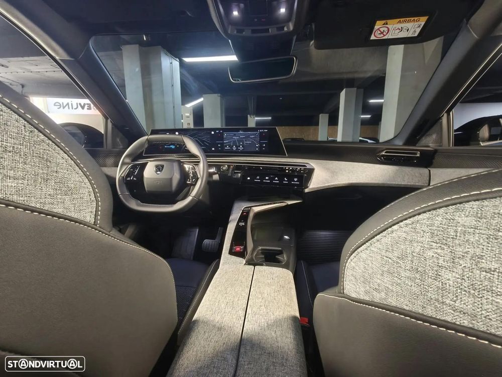Peugeot E-3008 73 kWh Allure - 26