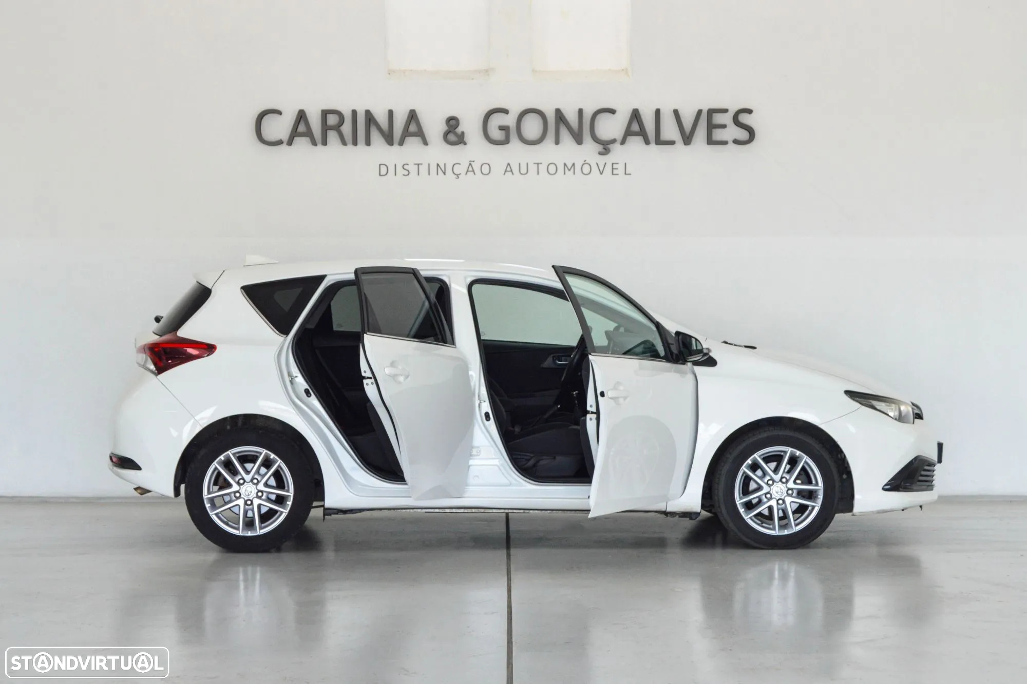 Toyota Auris 1.4 D-4D Comfort - 22