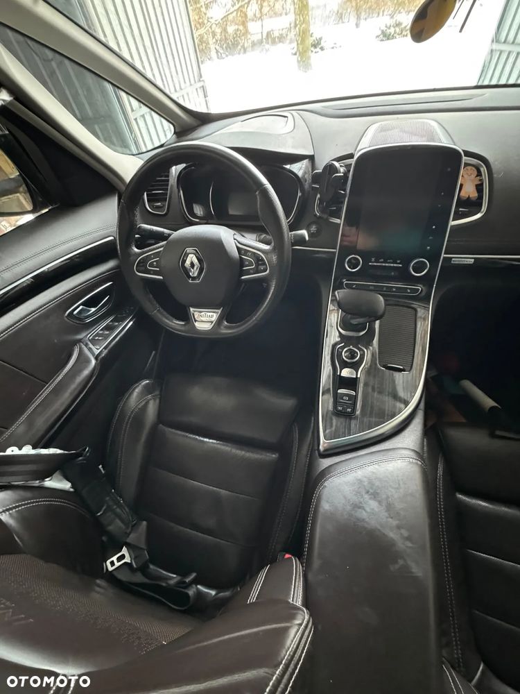 Renault Espace 1.6 dCi Energy Initiale Paris EDC 7os - 9