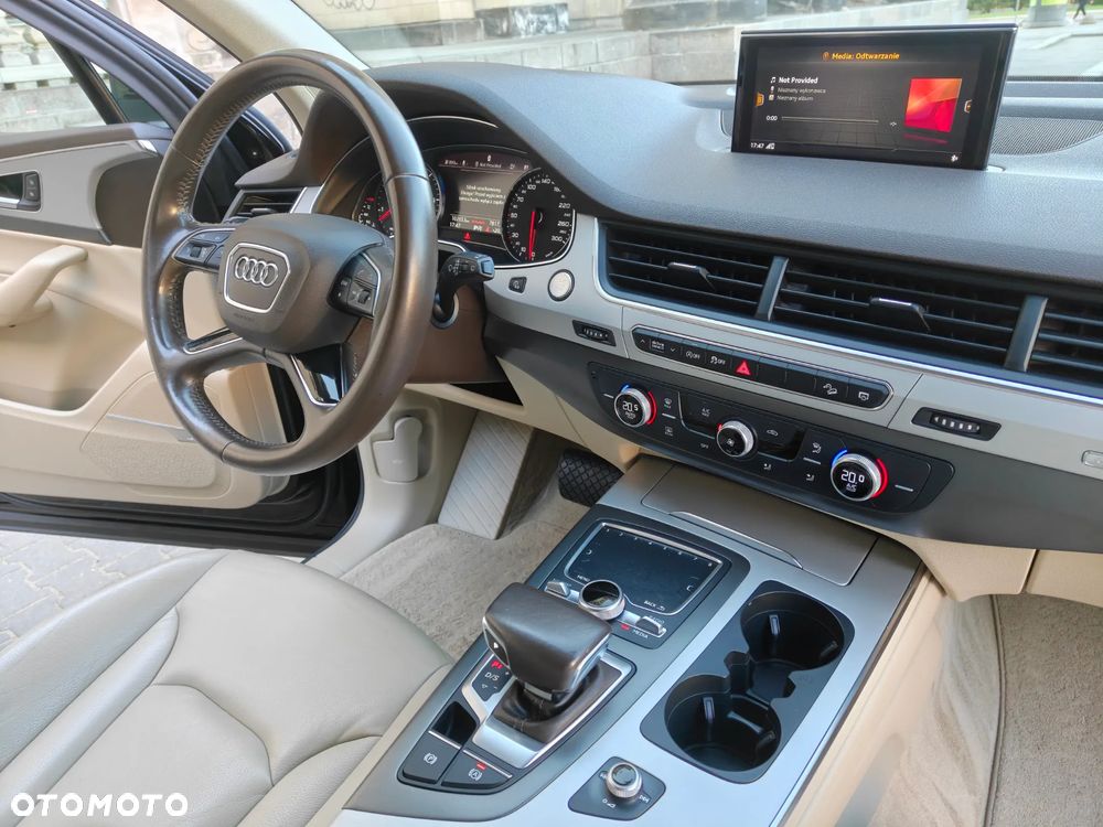 Audi Q7 - 11
