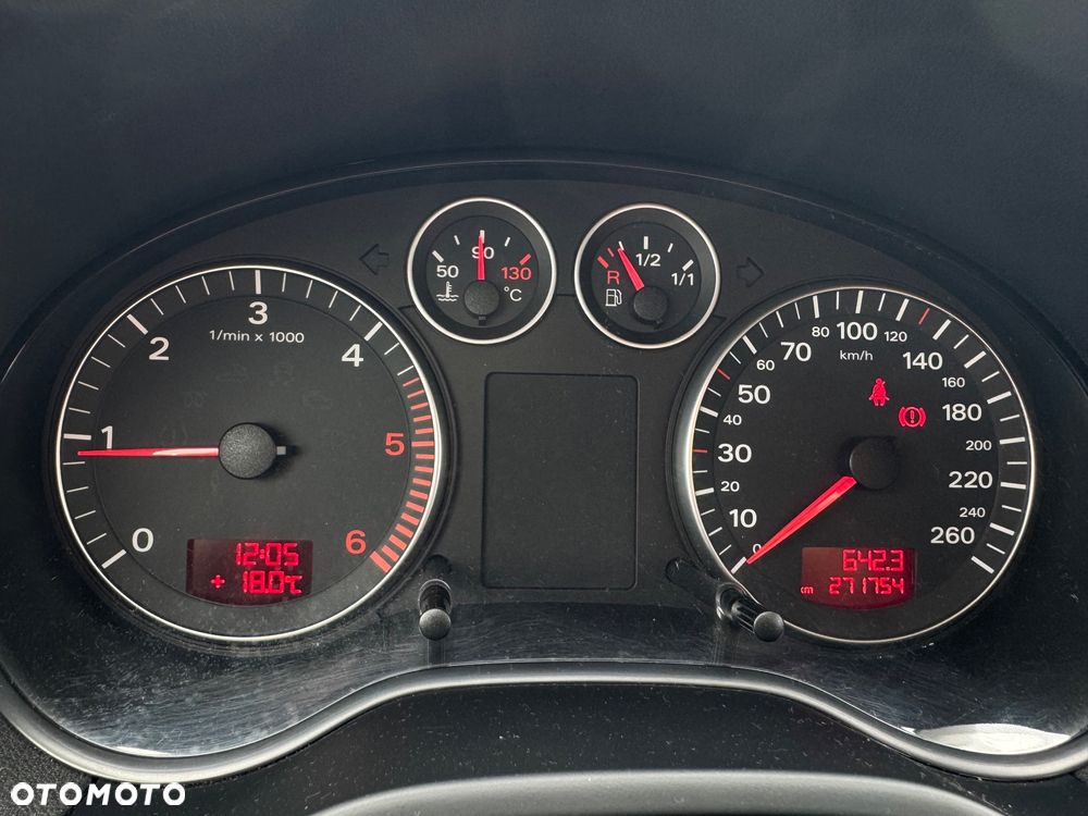 Audi A3 Sportback 2.0 TDI DPF quattro Ambition - 16