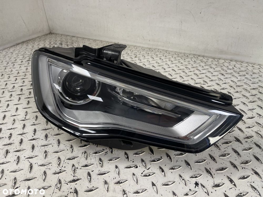 AUDI A3 8V 8V0 12-16 LAMPA PRAWA XENON NIESKRĘTNA PRZEDNIA PRZÓD EUROPA 8V0941006AF - 2