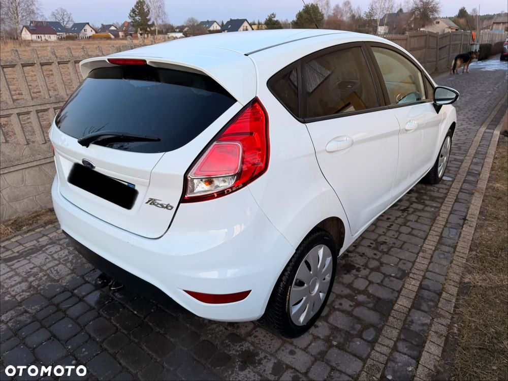 Ford Fiesta 1.5 TDCi St&St Ambiente - 5