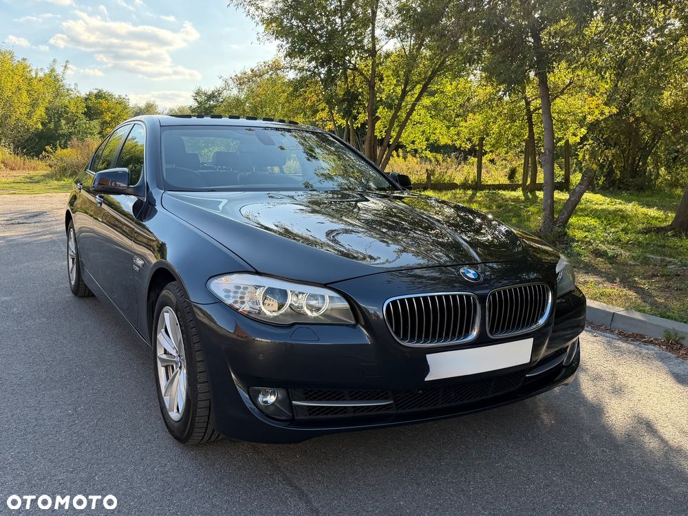 BMW Seria 5 528i xDrive Sport-Aut - 8