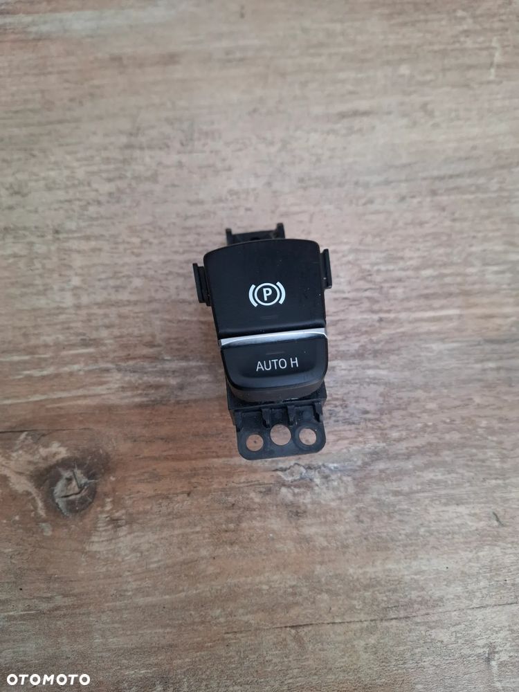 BMW G30 G31 przełącznik hamulca 9109311 - 1