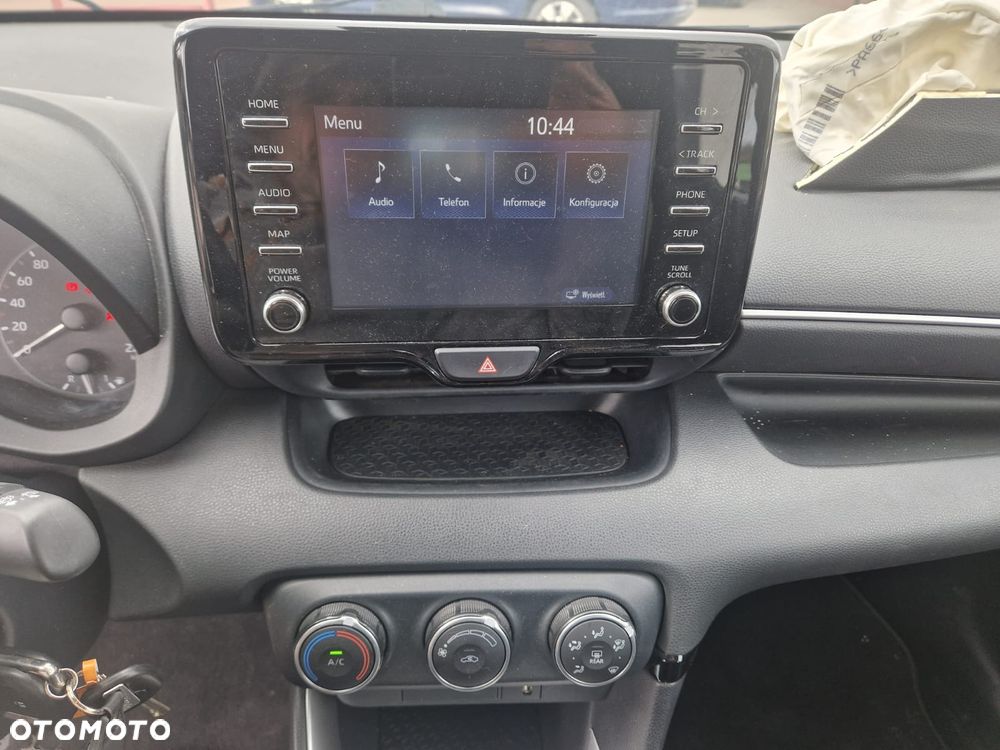 Toyota Yaris 1.0 Active - 12