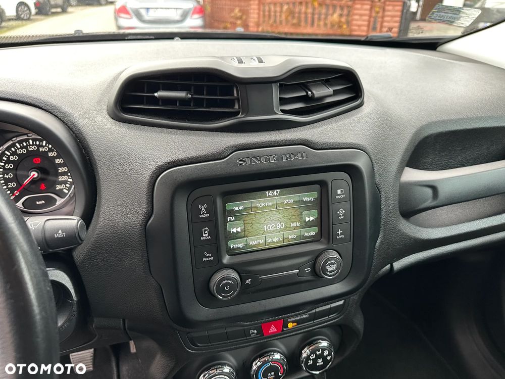 Jeep Renegade - 12