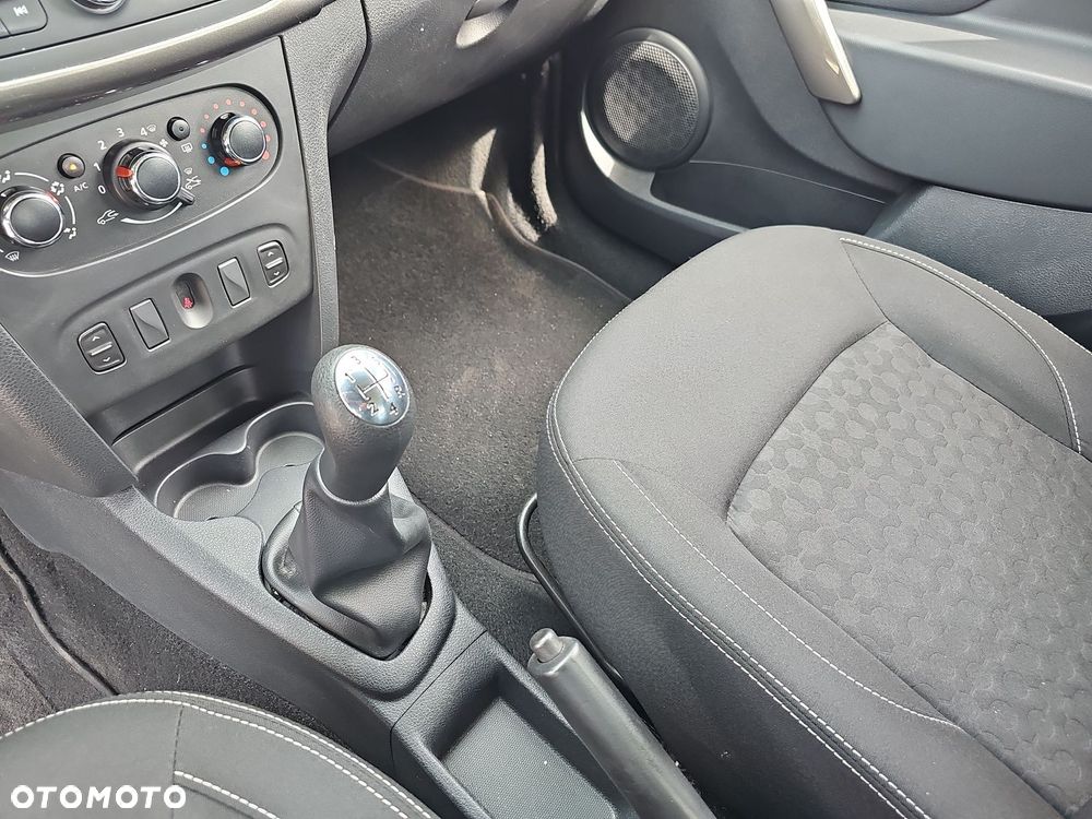 Dacia Sandero 1.2 16V Laureate - 16
