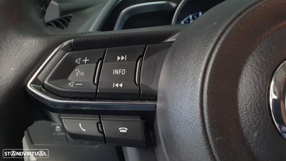 Mazda 2 1.5 Sky-G Evolve Navi - 17