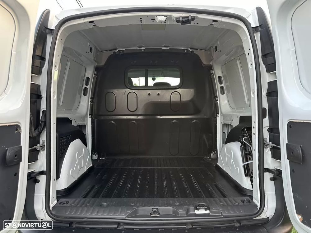Renault kangoo compact 1.5 dci iva dedutivel - 15