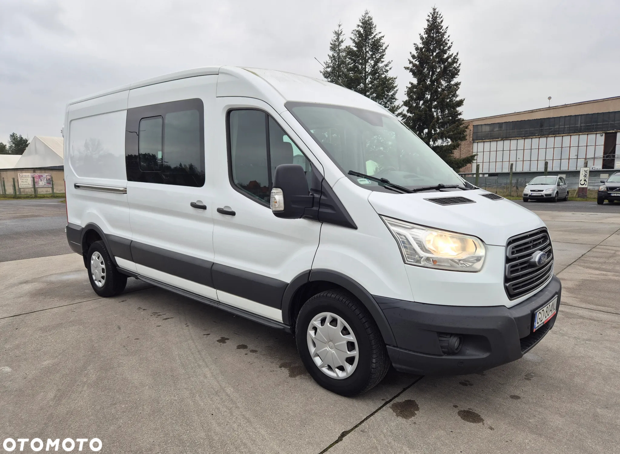 Ford Transit - 13