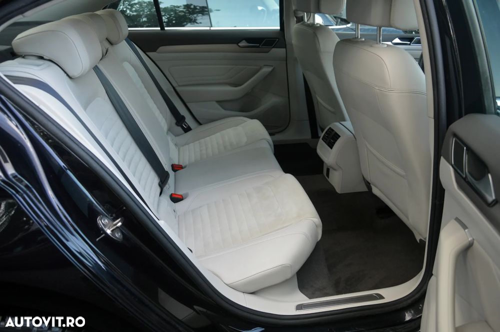 Volkswagen Passat 2.0 TDI DSG Highline - 6