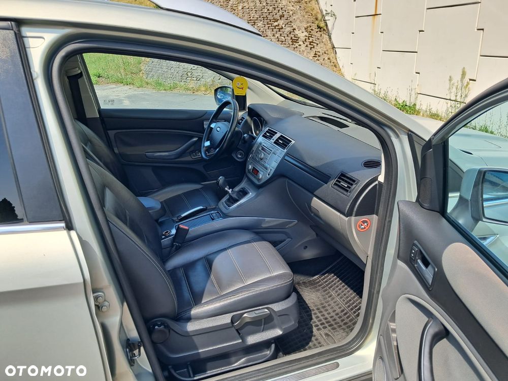 Ford Kuga 2.0 TDCi Titanium - 22