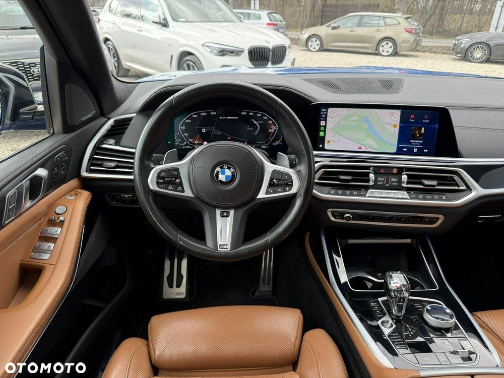 BMW X7 M50i sport - 26