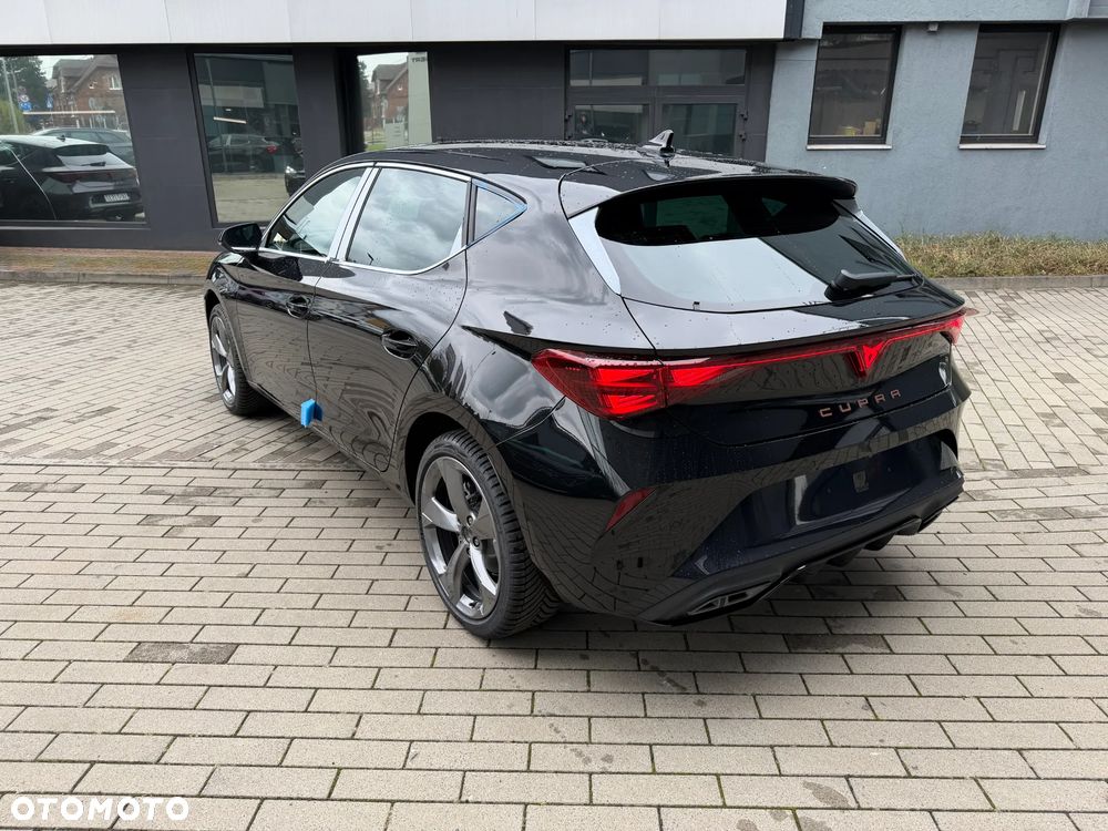 Cupra Leon 1.5 eTSI mHEV DSG - 3