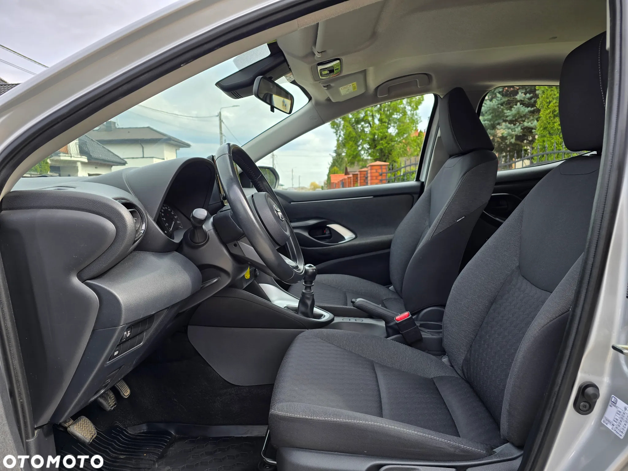 Toyota Yaris - 12