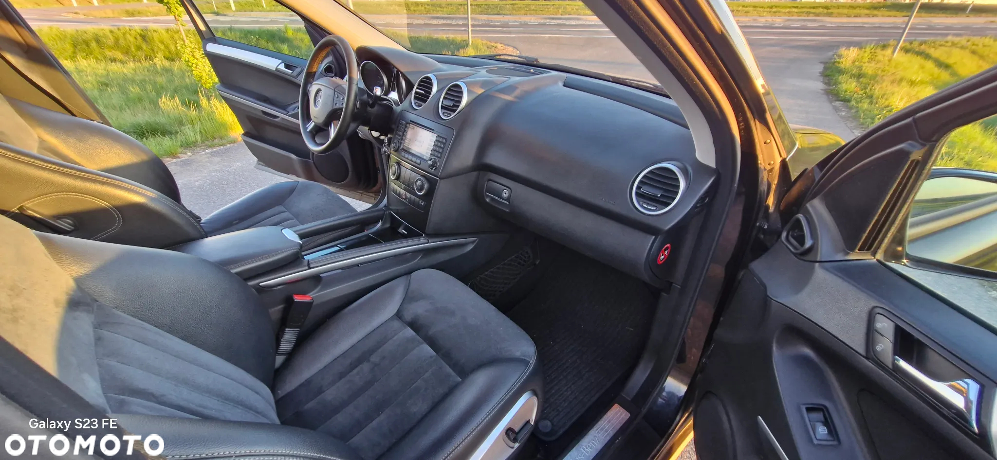Mercedes-Benz ML - 23