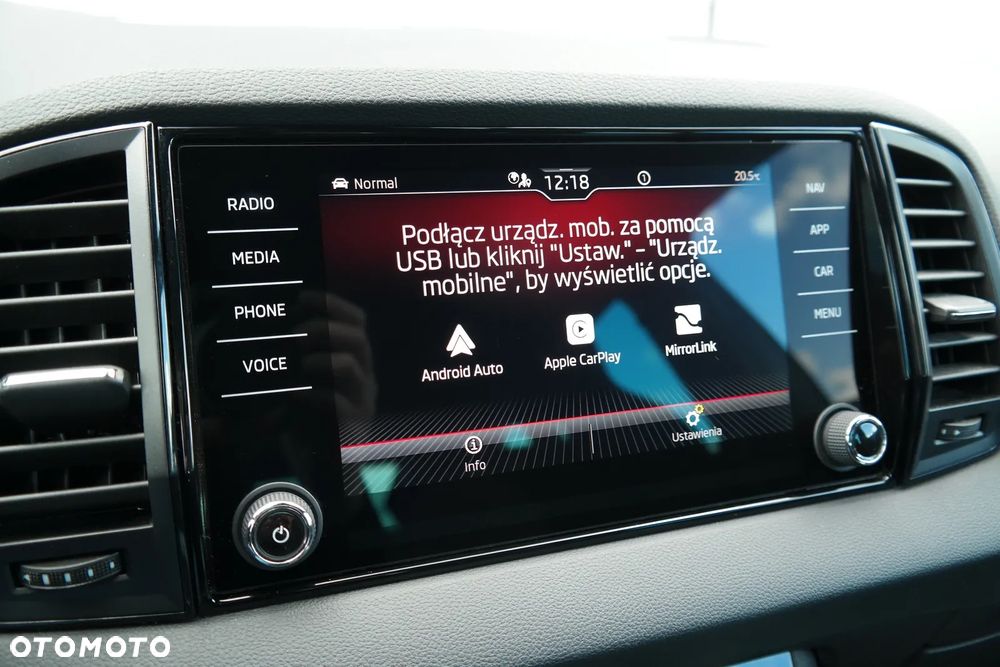Skoda Karoq 1.5 TSI ACT 4x2 Sportline DSG - 29