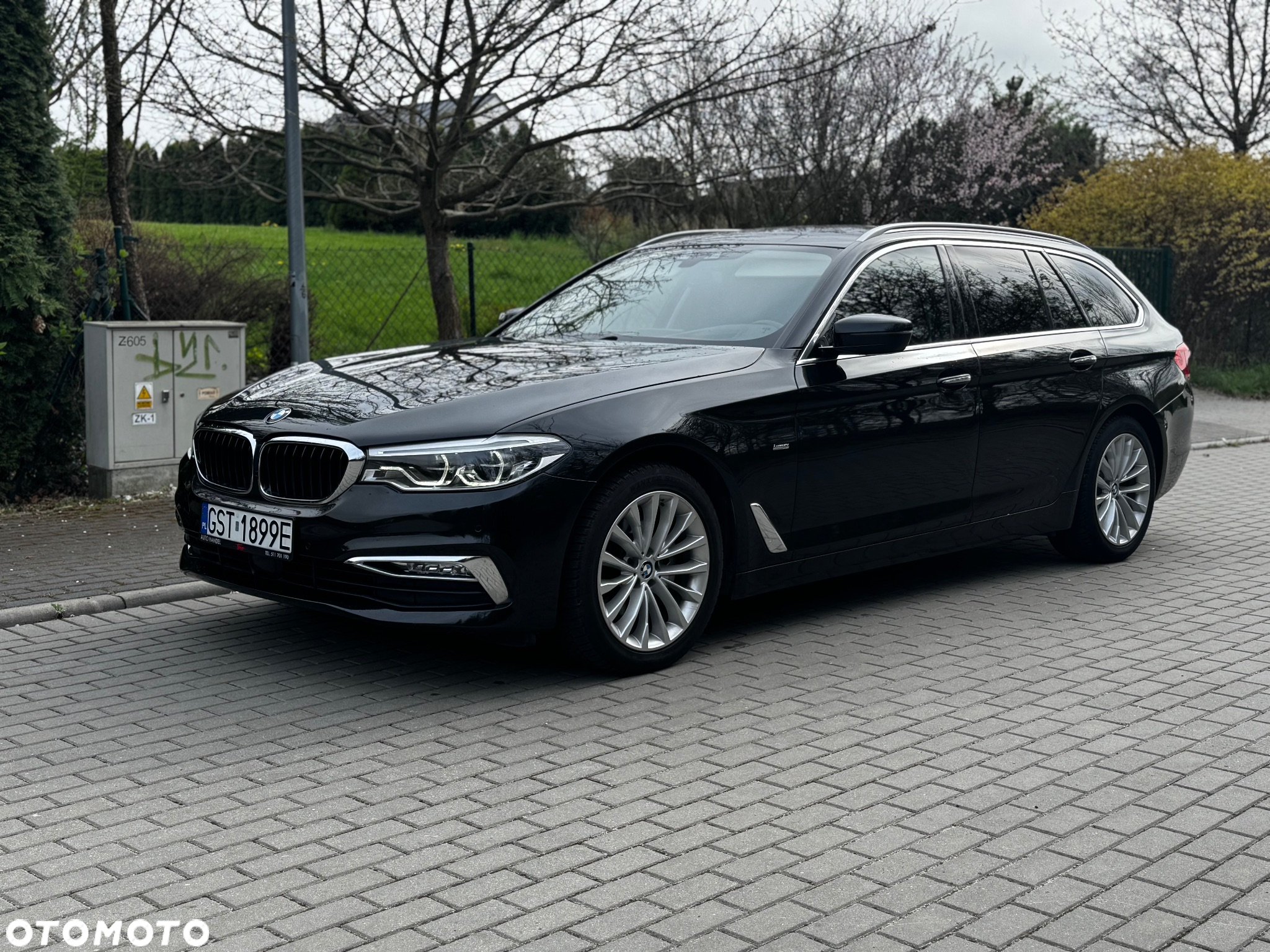 BMW Seria 5 520d xDrive Luxury Line sport - 24