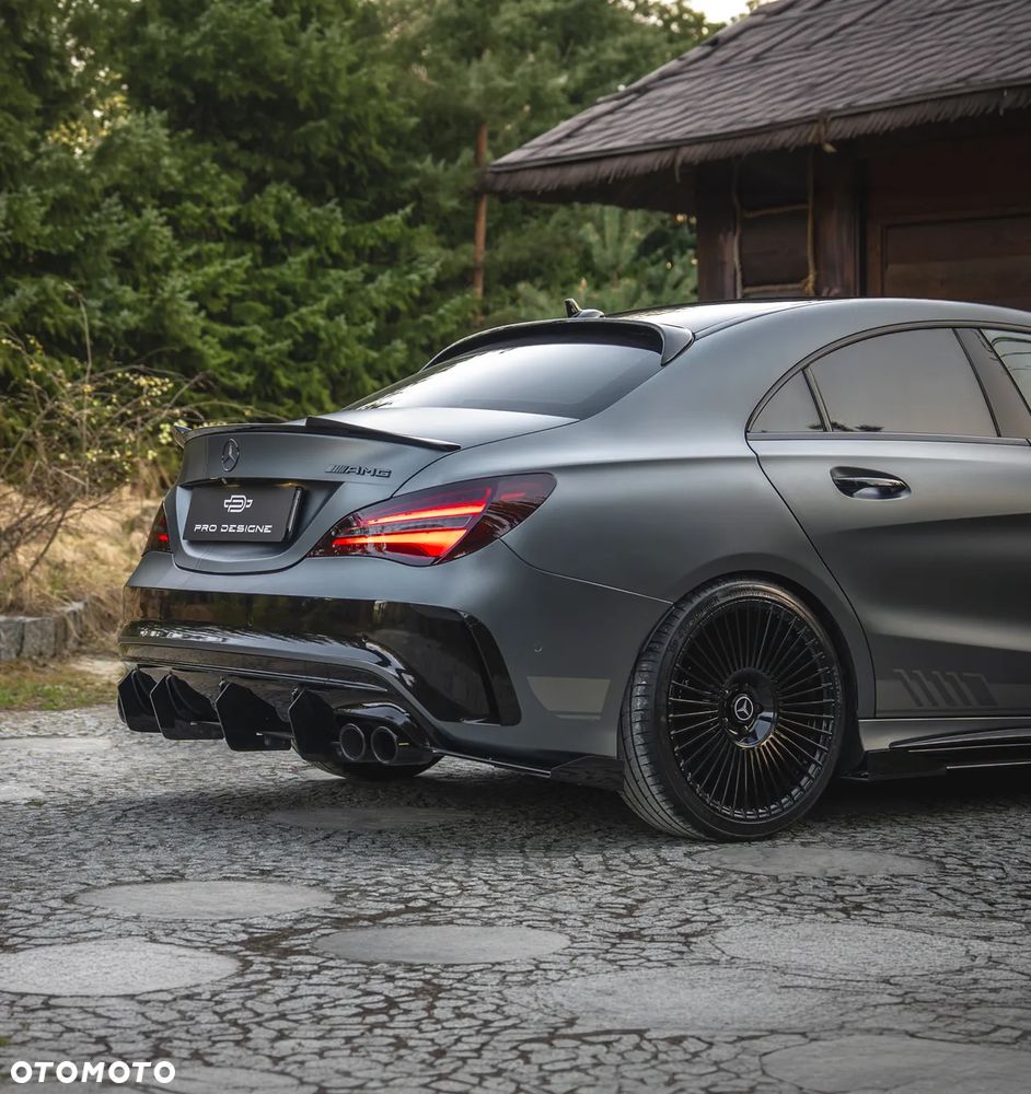 Mercedes-Benz CLA 180 7G-DCT AMG Line - 19