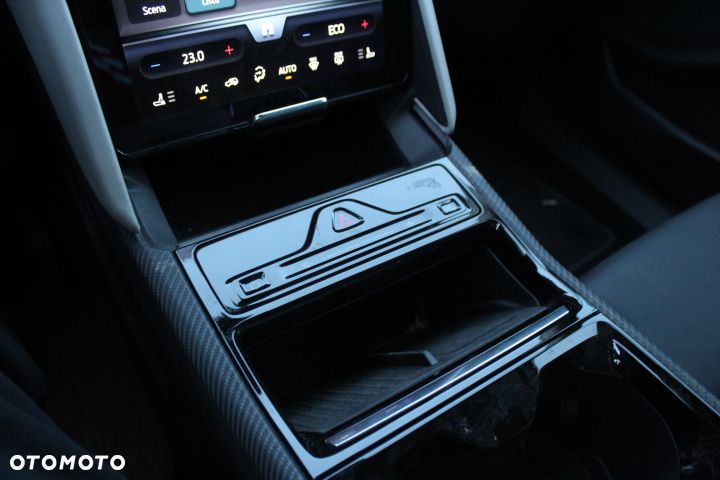 Ford Explorer Dual-Elektromotor Extend Range AWD 79kWh Premium - 28