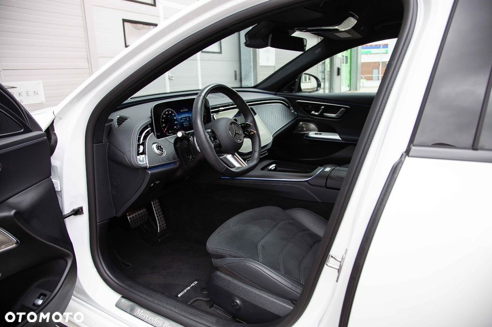 Mercedes-Benz Klasa E 300 de 4-Matic AMG - 10