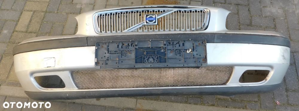 zderzak przód przedni VOLVO V70 II 00-04 426-26 - 1