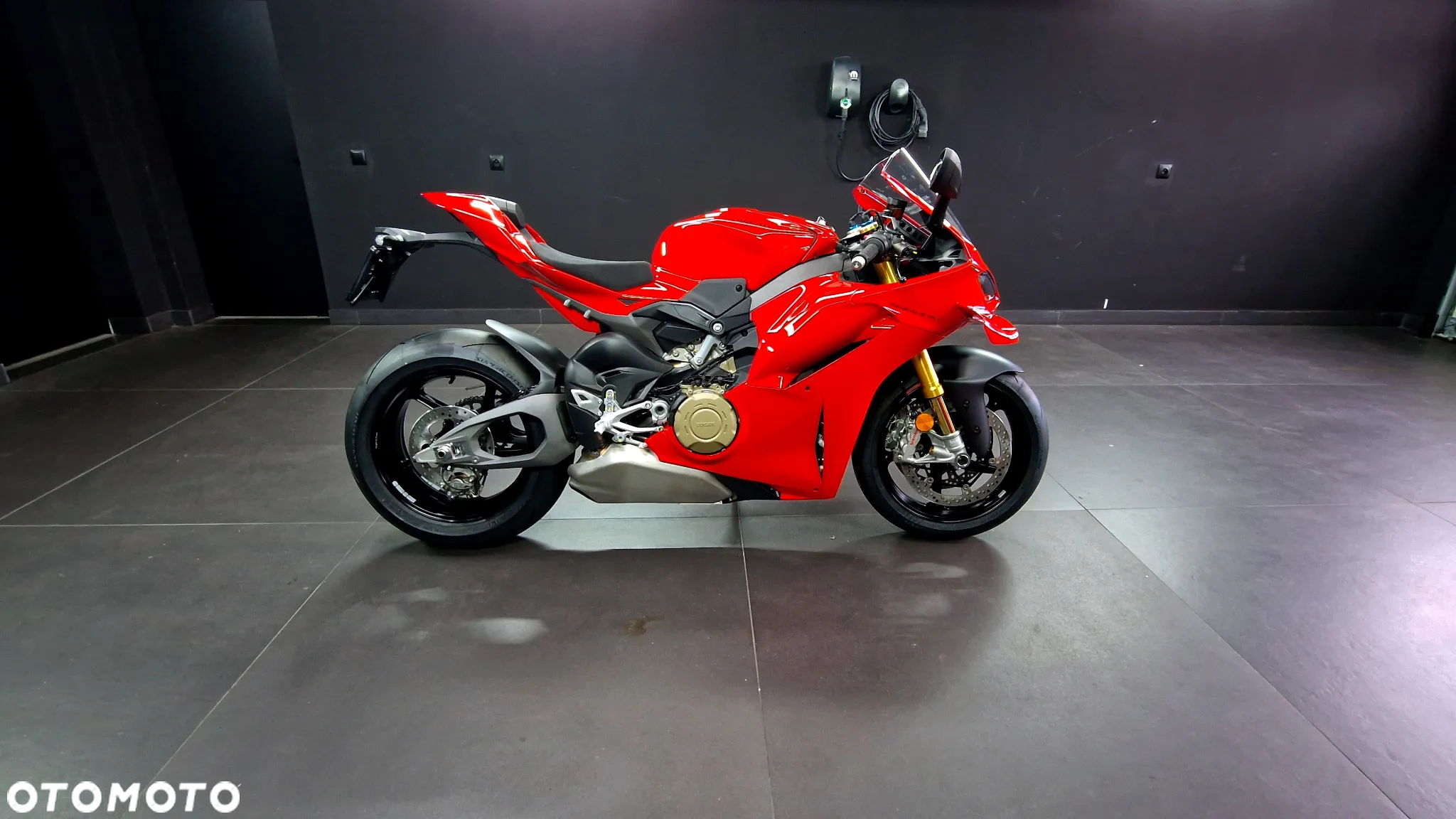 Ducati Panigale V4S - 2