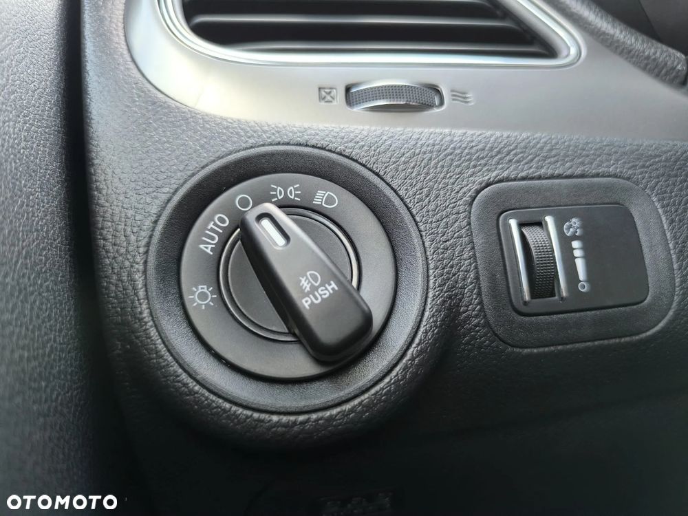 Dodge Journey - 32