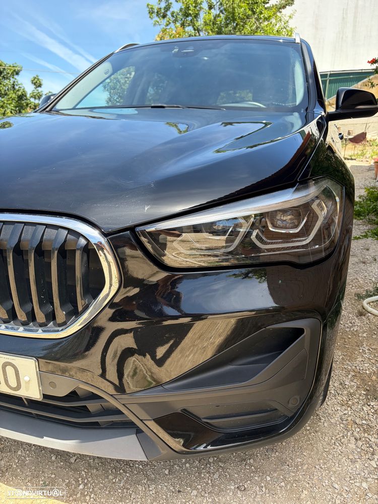 BMW X1 18 d sDrive Auto Line Sport - 2