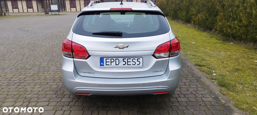 Chevrolet Cruze 1.6 LS - 6
