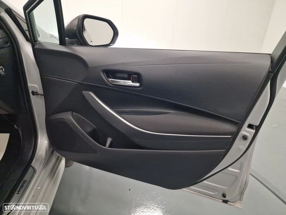 Toyota Corolla Touring Sports 1.8 Hybrid Comfort+P.Sport - 48