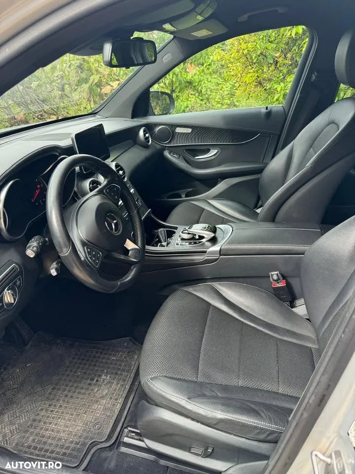 Mercedes-Benz GLC 220 d 4MATIC - 5