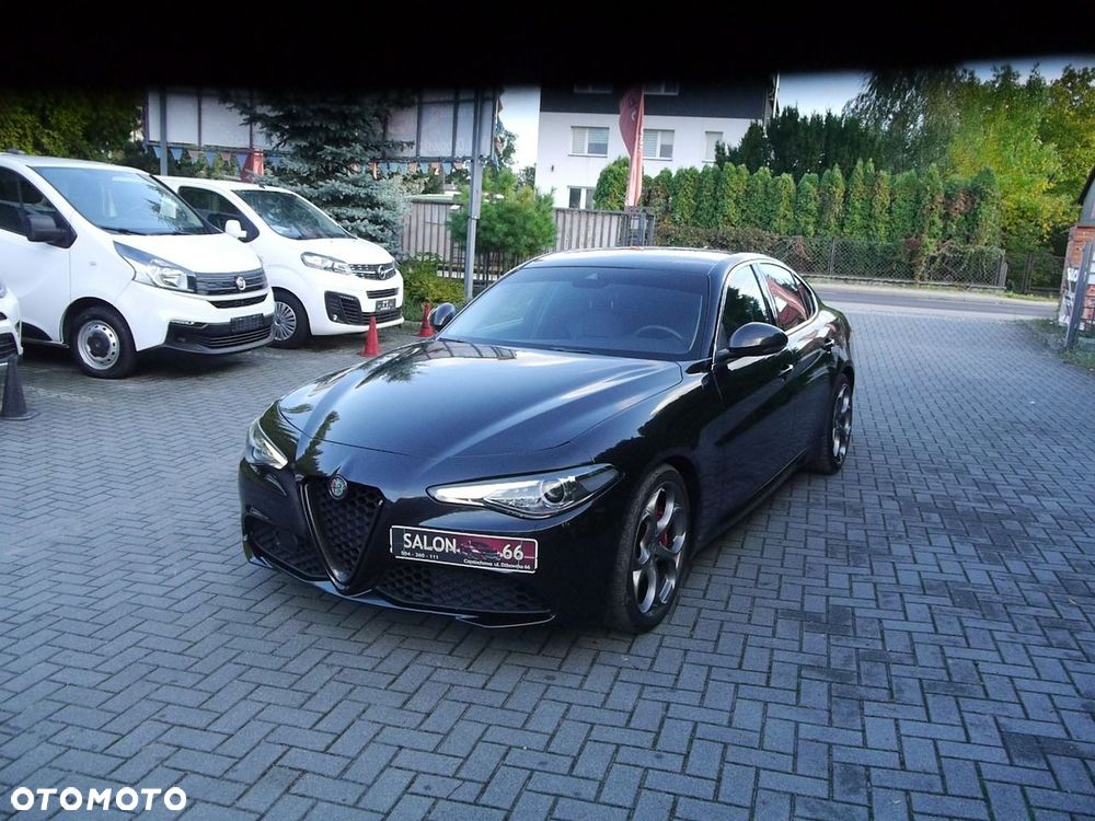 Alfa Romeo Giulia - 3