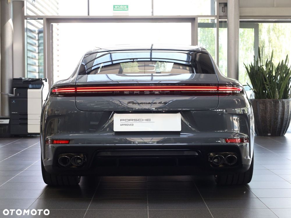 Porsche Panamera - 9
