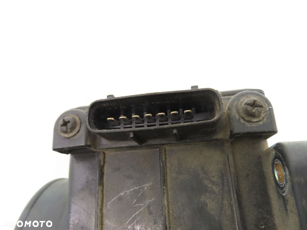 PRZEPŁYWOMIERZ MITSUBISHI CARISMA 1.6 - 4G92 (SOHC 16V) E5T05271 - 5