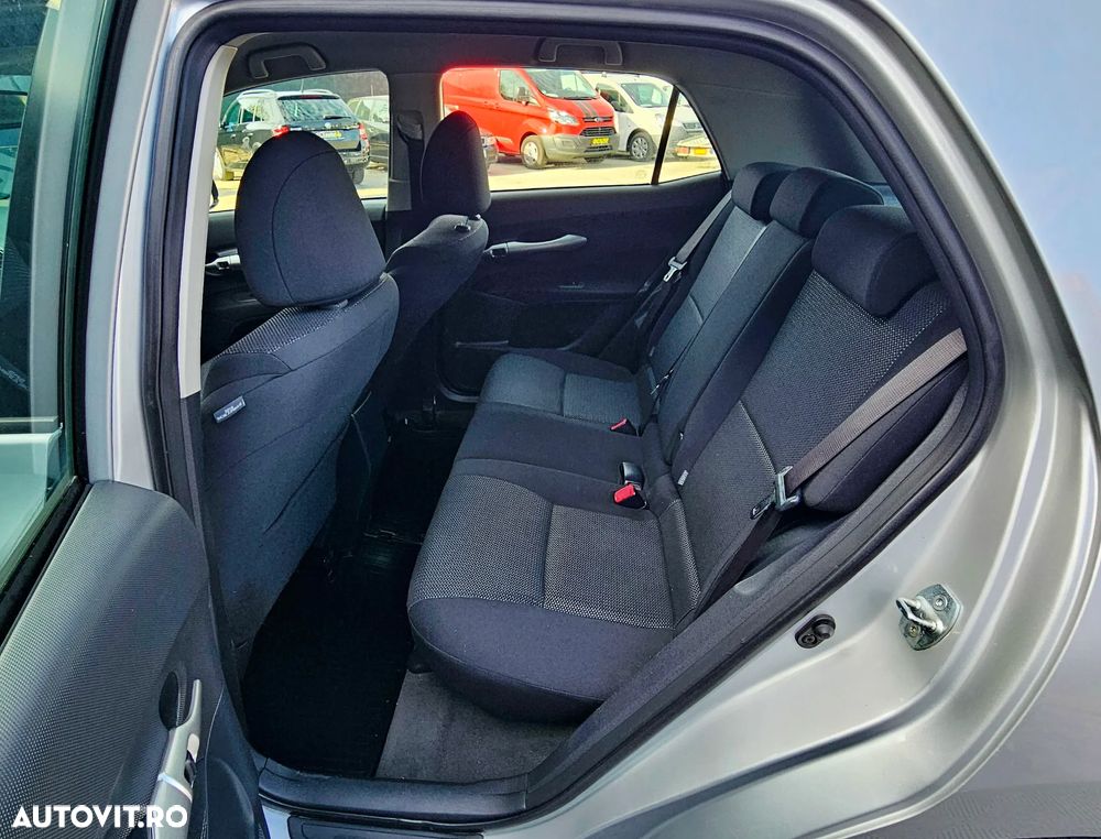Toyota Auris - 13