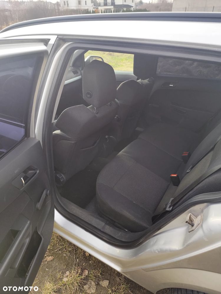Opel Astra 1.7 CDTI 111 - 13