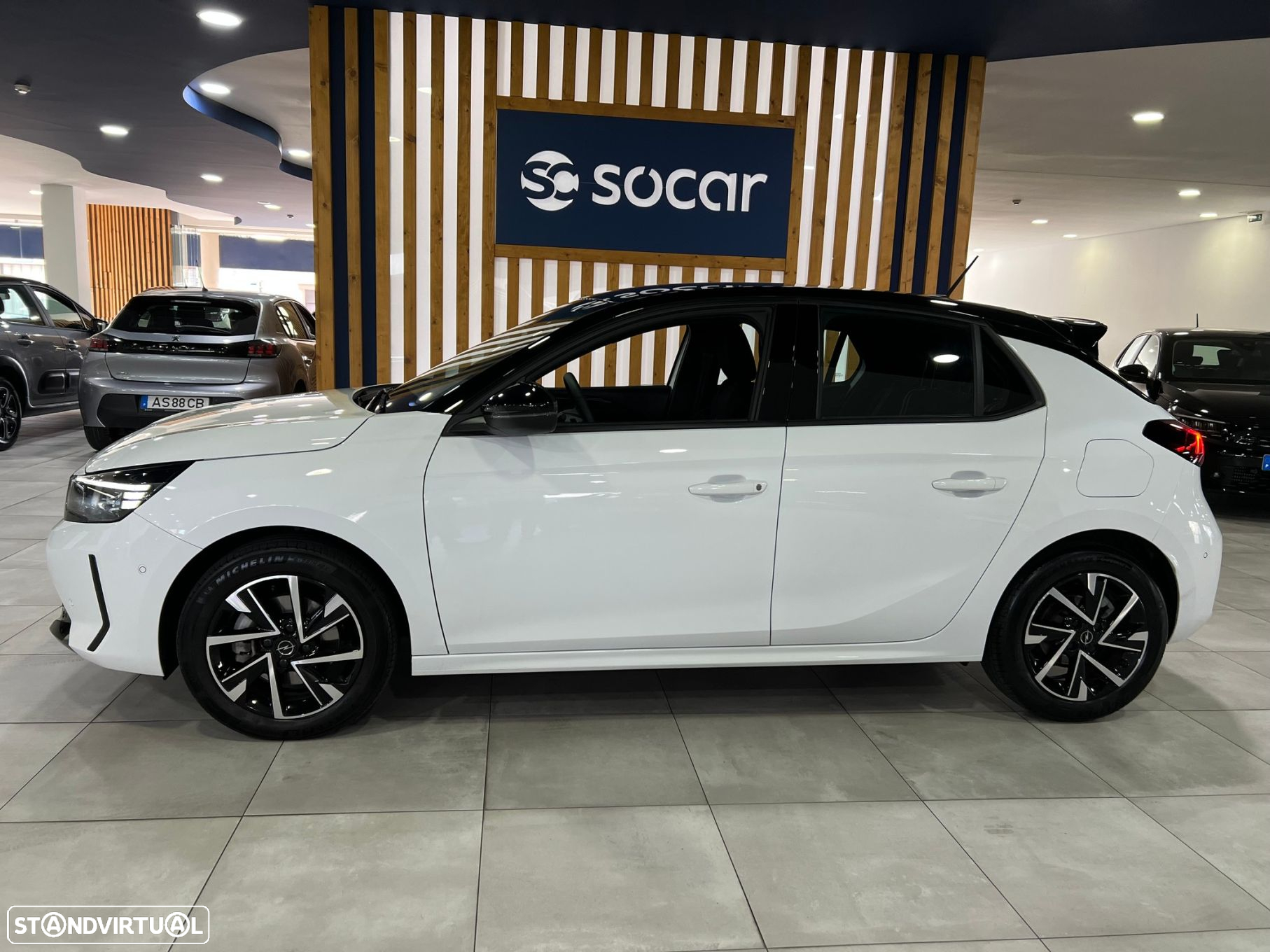 Opel Corsa 1.2 T GS Line Aut. - 3