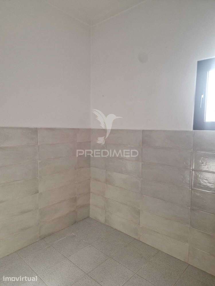 Loja/Espaço Comercial com 54,77m² | Senhora da Saúde - Grande imagem: 3/12