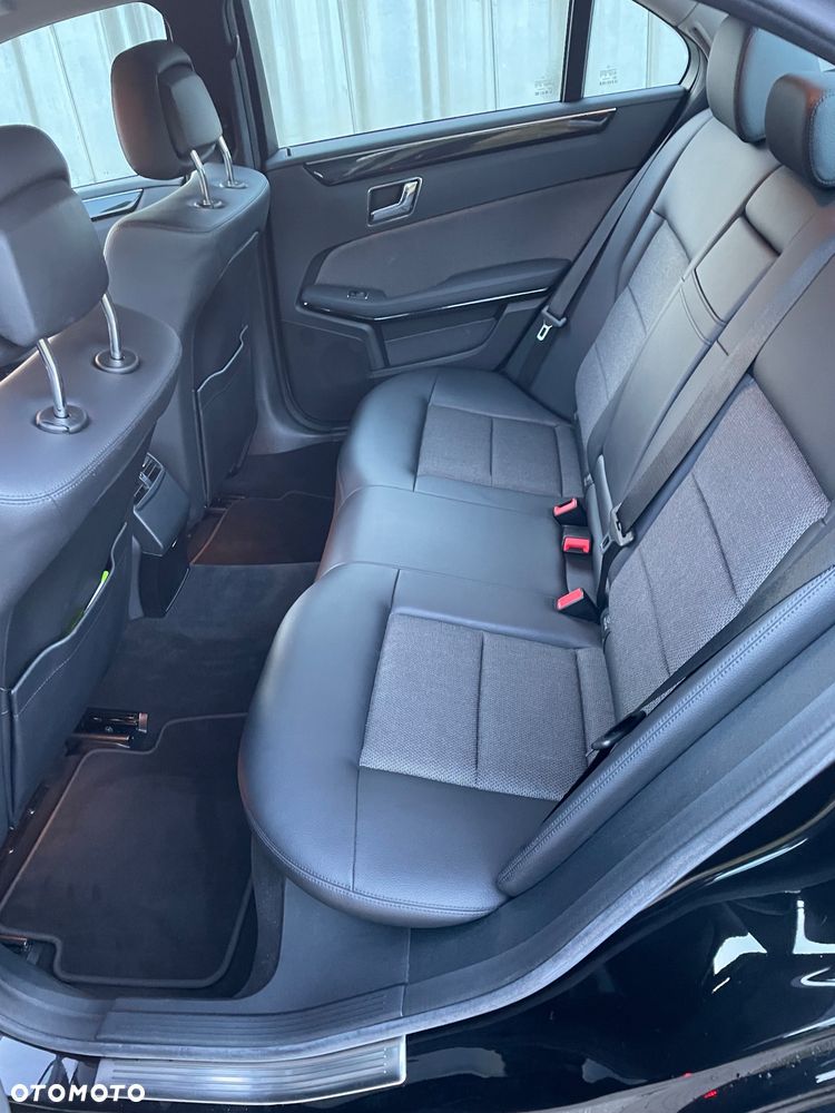 Mercedes-Benz Klasa E 200 CGI BlueEFFICIENCY 7G-TRONIC Avantgarde - 8