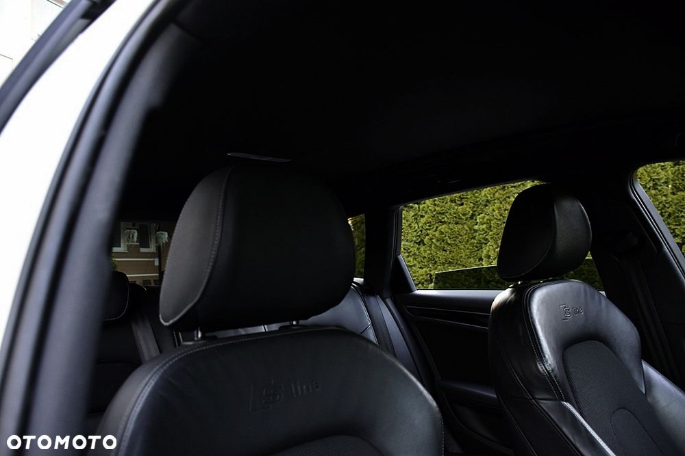 Audi A4 Avant 2.0 TDI Quattro S tronic - 28