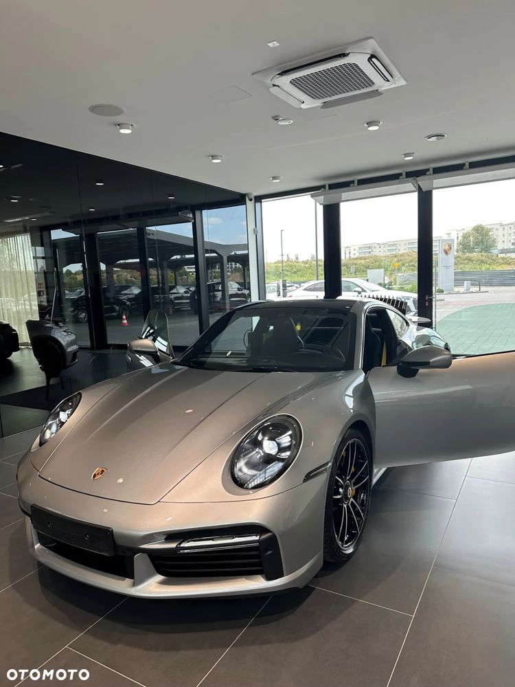 Porsche 911 Turbo S - 5