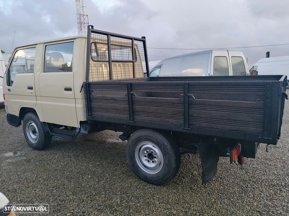 Toyota Dyna 150 C/Dupla - 3
