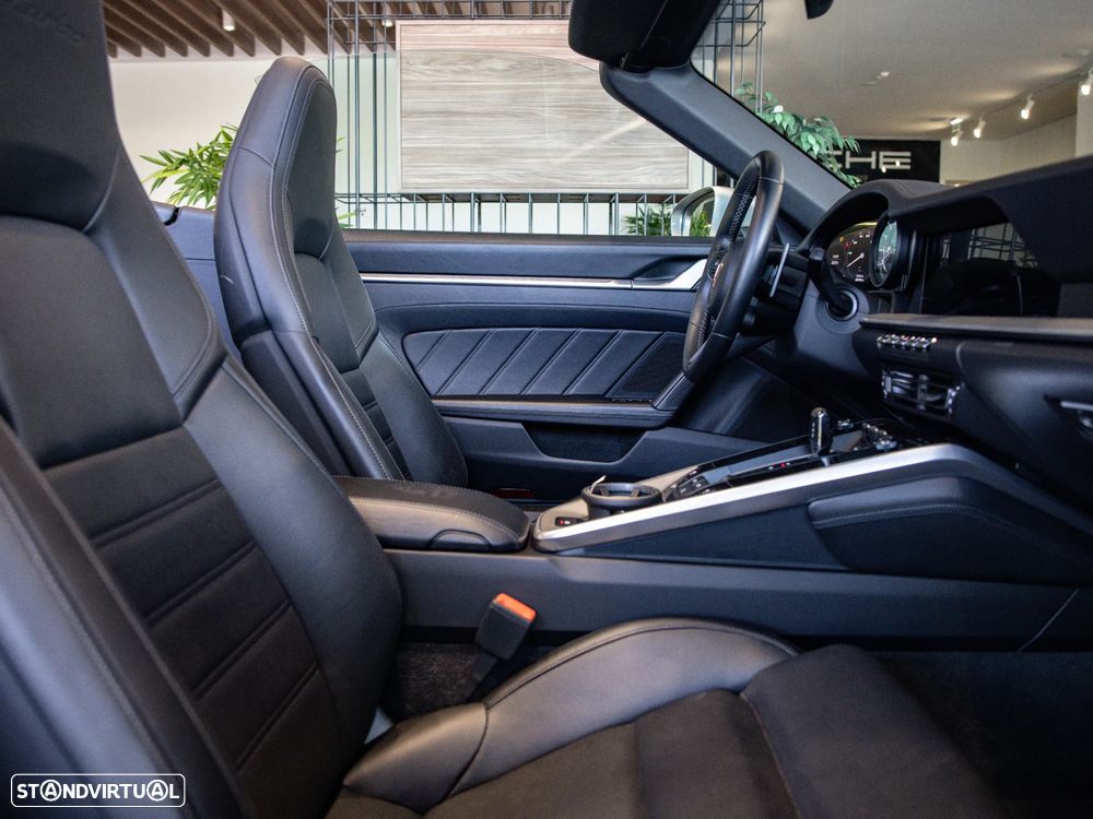 Porsche 911 (992) Turbo PDK - 39
