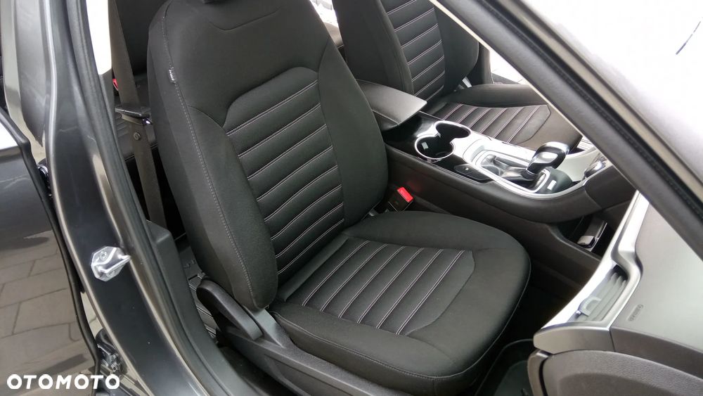 Ford Mondeo - 17