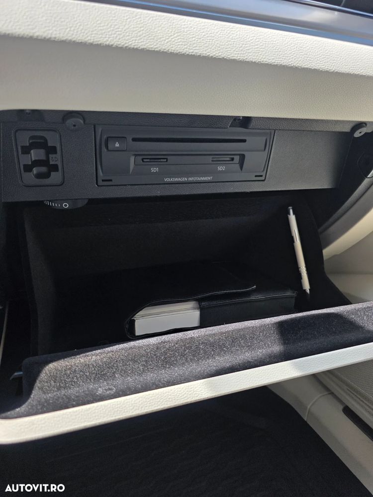 Volkswagen Passat 2.0 TDI DSG 4Motion Highline - 13